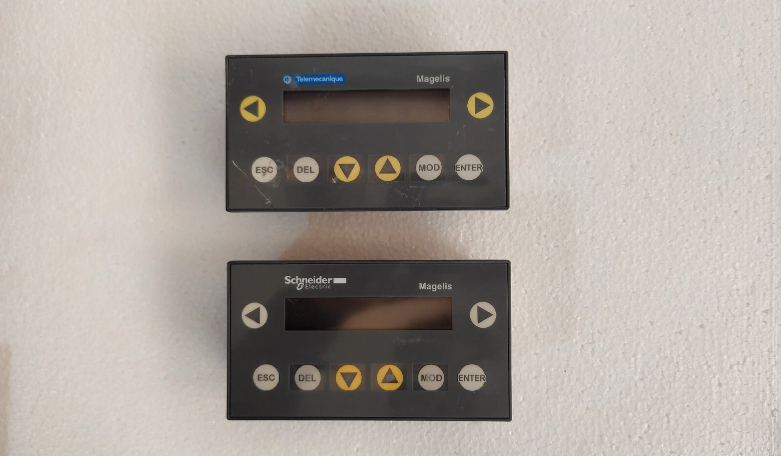 Schneider / Telemecanique xbt-n200 / XBT-N200 Magelis Display Operator Panel